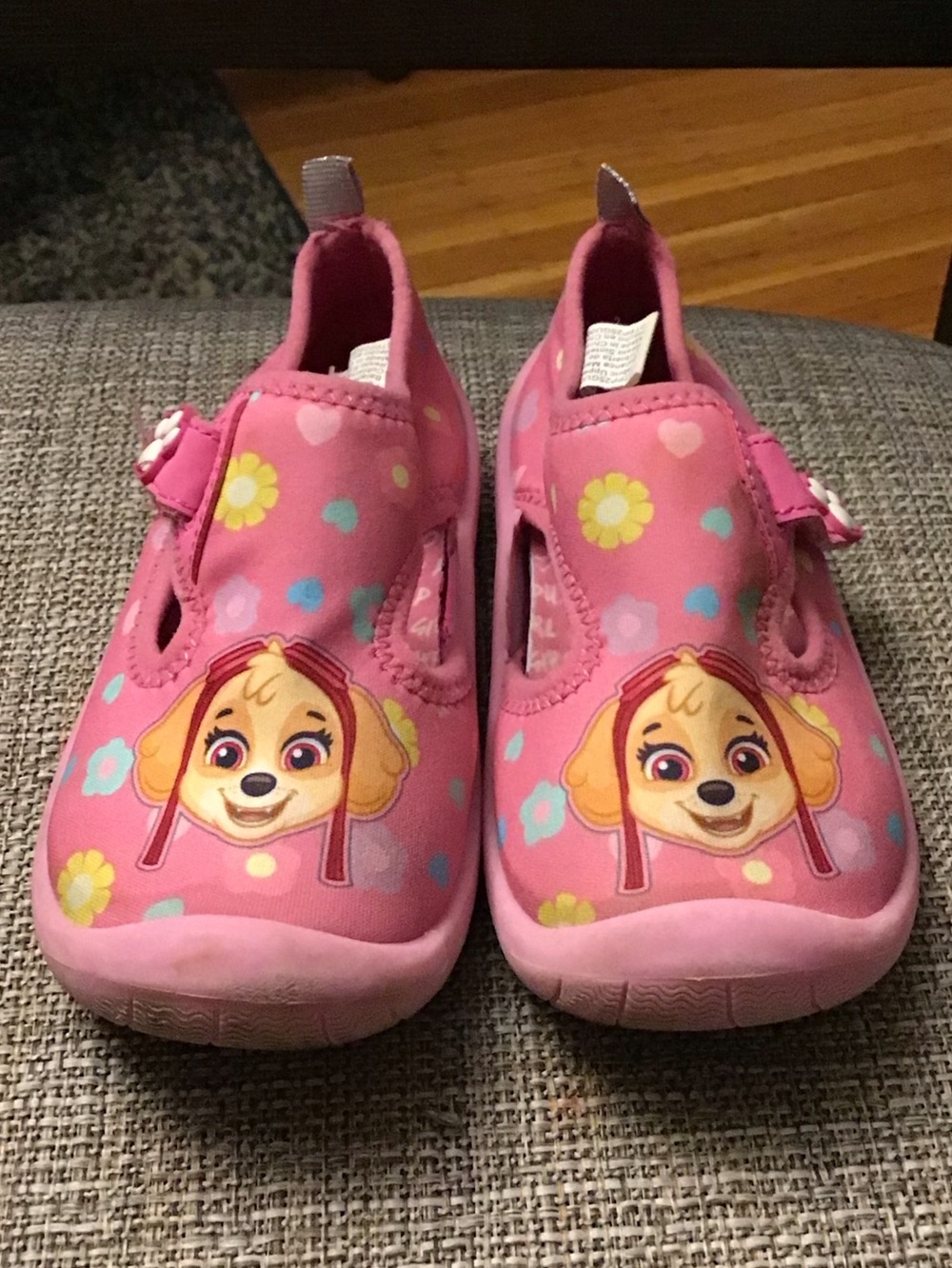 Kids paw patrol swim shoes size 10